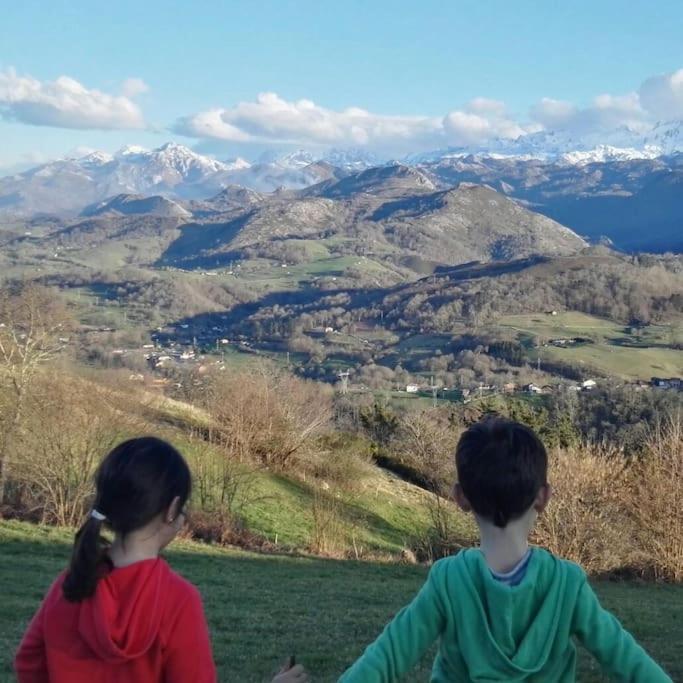 Casalacapillajelgueres Onís Buitenkant foto