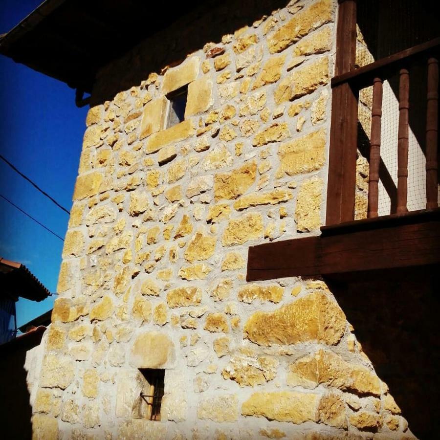 Casalacapillajelgueres Onís Buitenkant foto